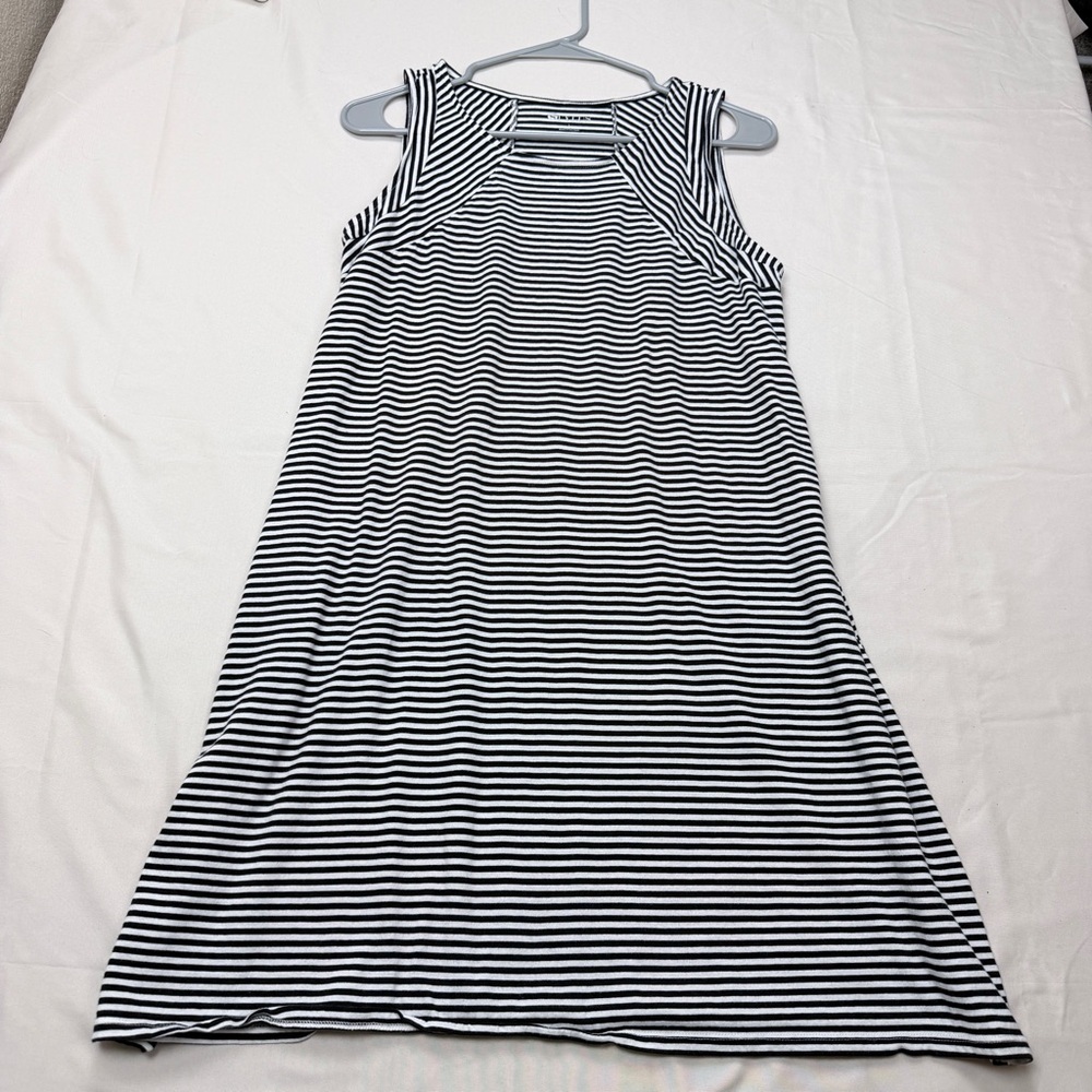 STYLUS Black and White Striped Midi Dress